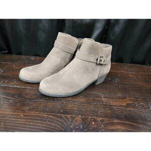 EUC Ugg Bellamy Gray Nubuck Ankle Boots/Sz. 5.5